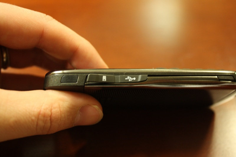 Illustration for article titled Lightning Review: Nokia E66 Slider Smartphone